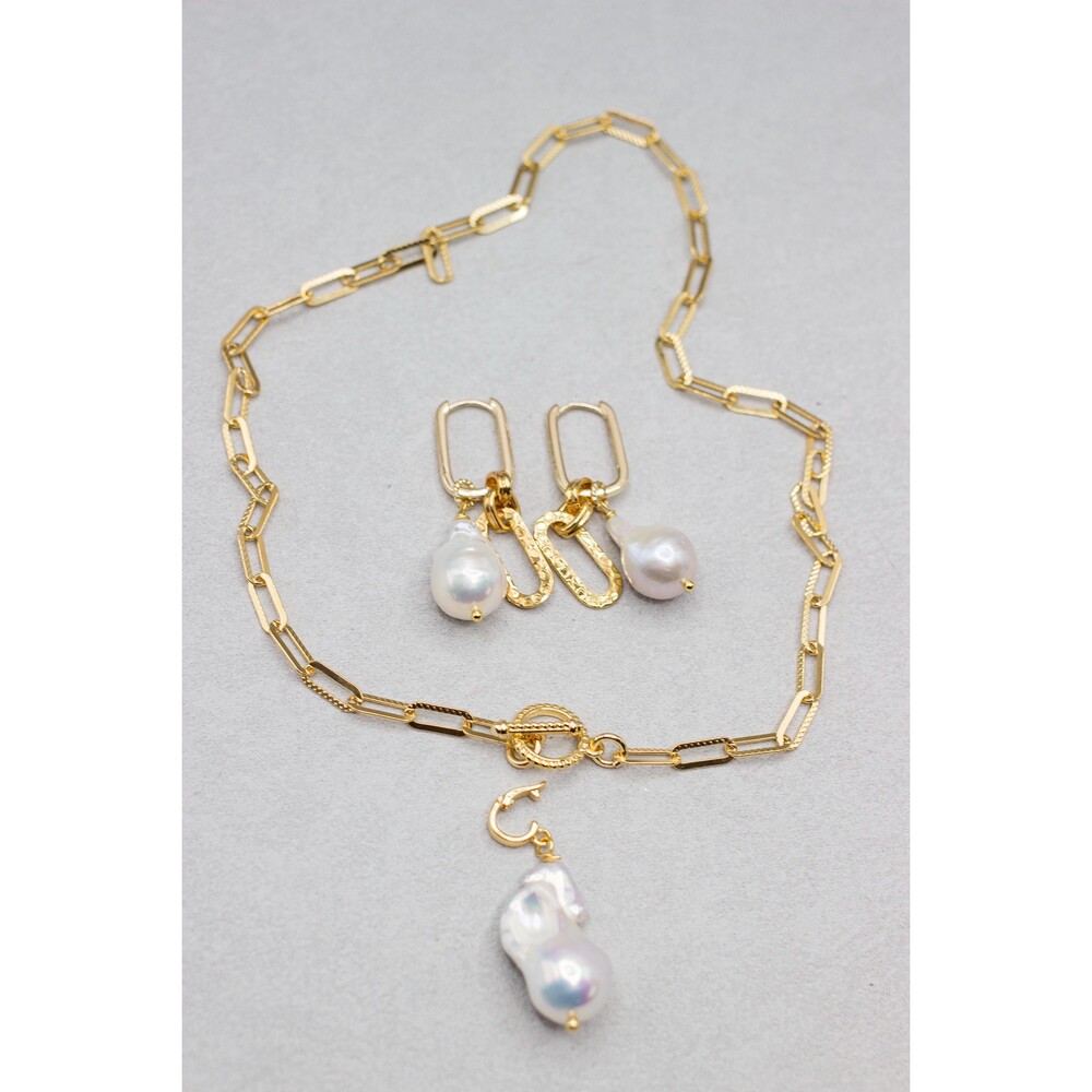 18 White Baroque Pearls and Paperclip Chain Necklace Earrings Set